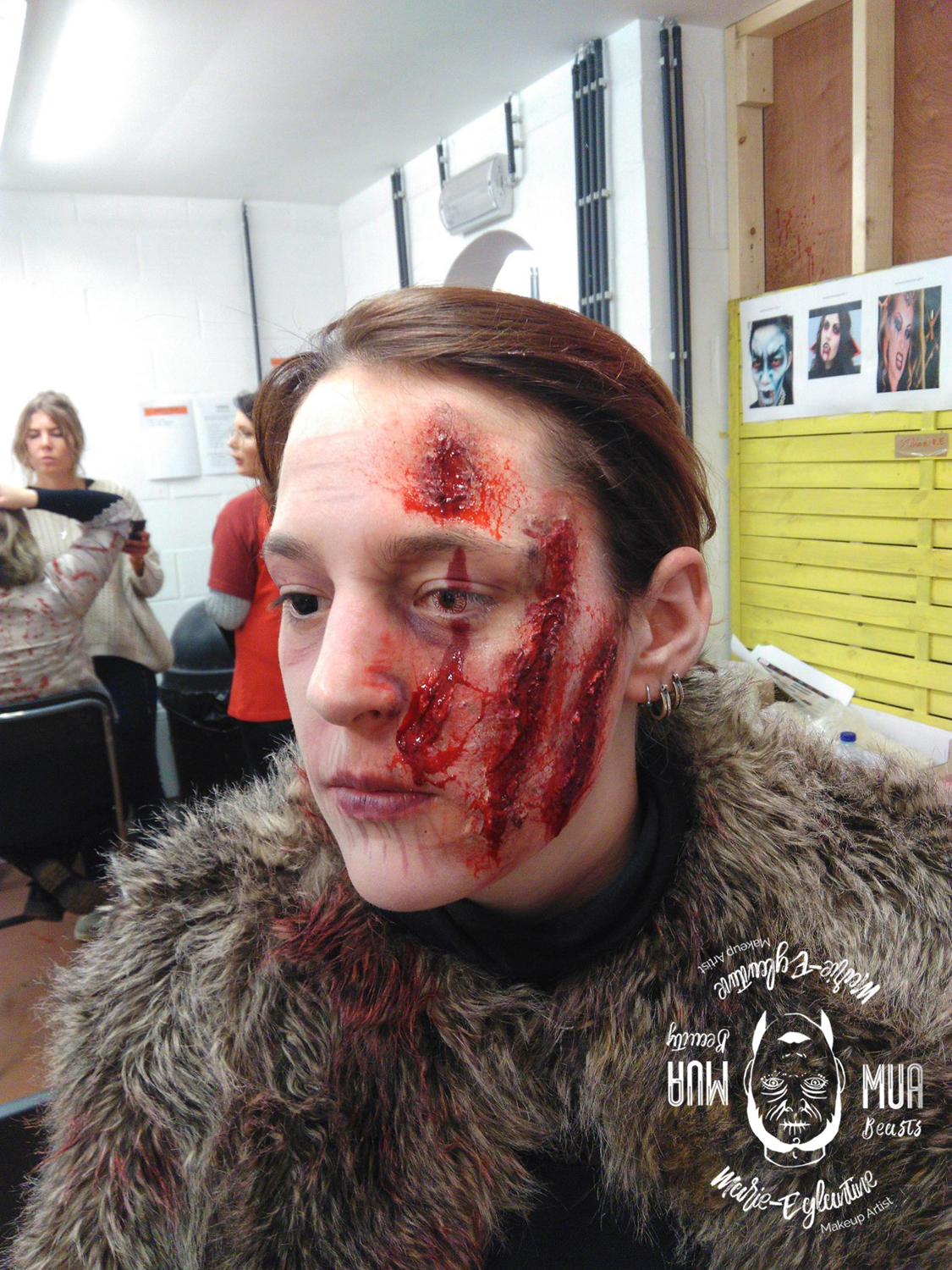 Makeup Halloween huntress