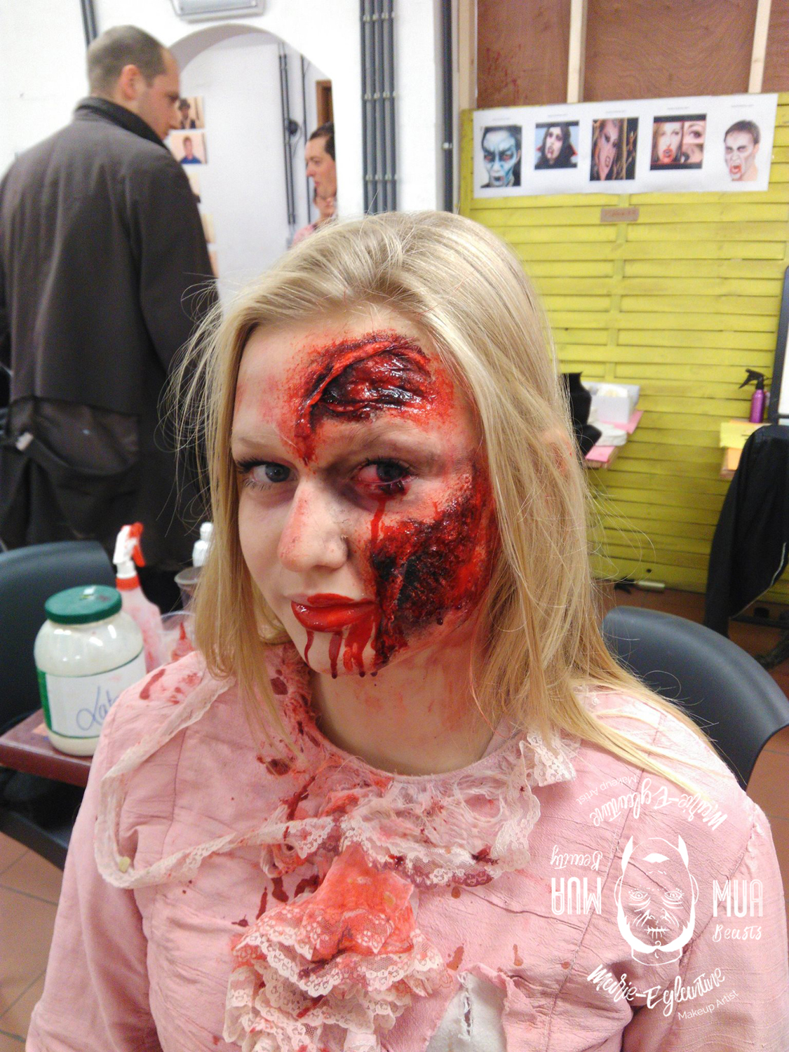 Maquillage Halloween fausse blessure