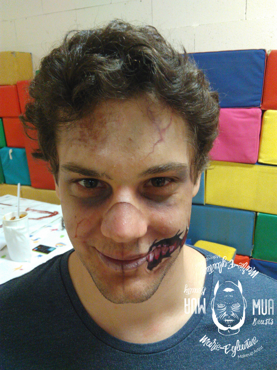 Makeup Halloween zombie