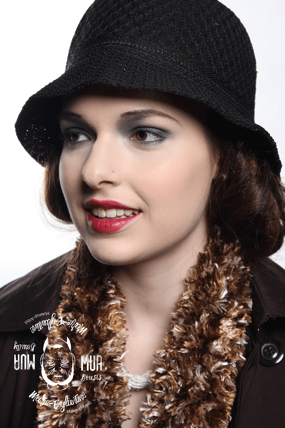 Makeup style 20's